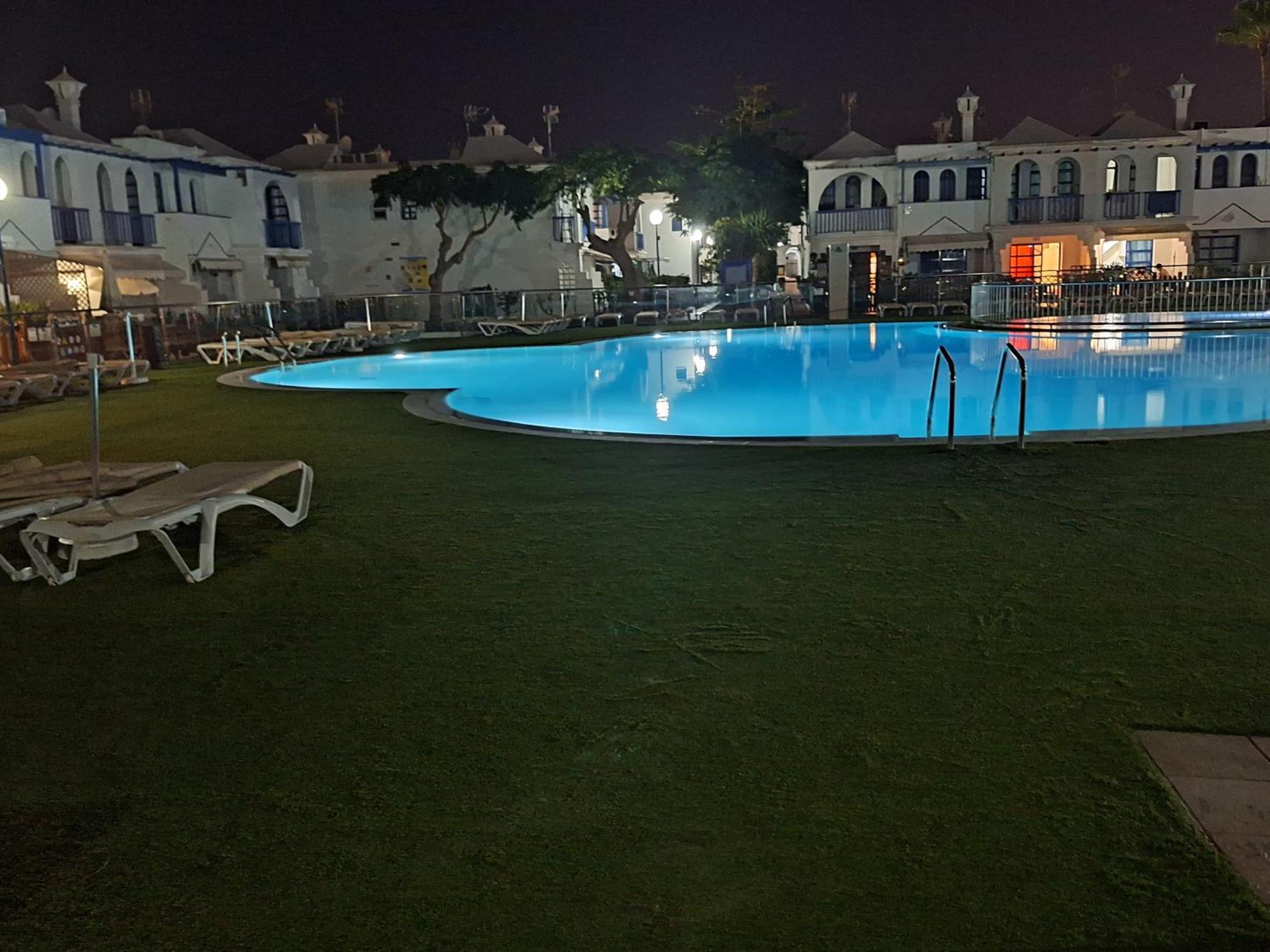 Poolfront Bungalow Playa del Ingles  Bagian luar foto