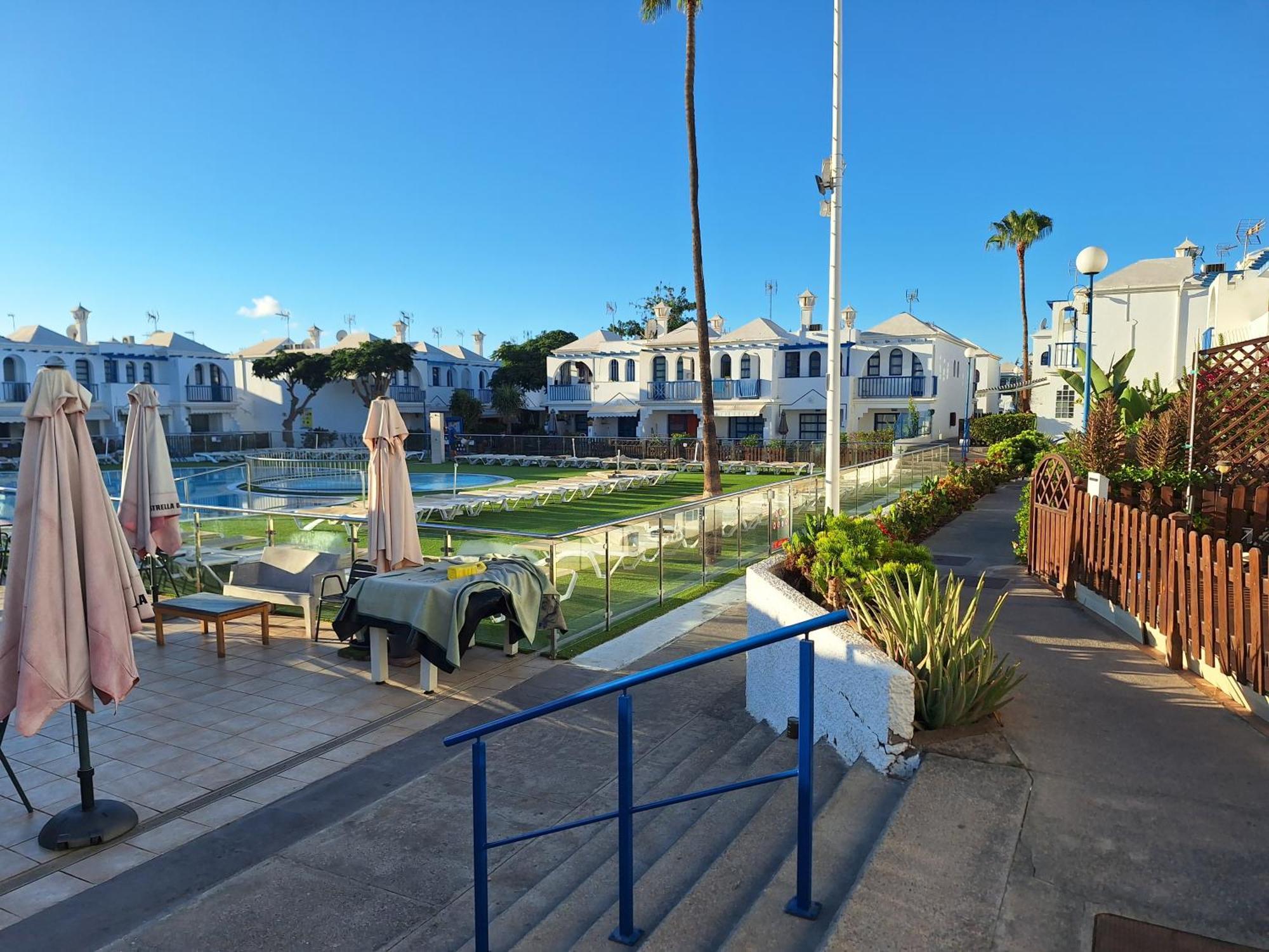 Poolfront Bungalow Playa del Ingles  Bagian luar foto